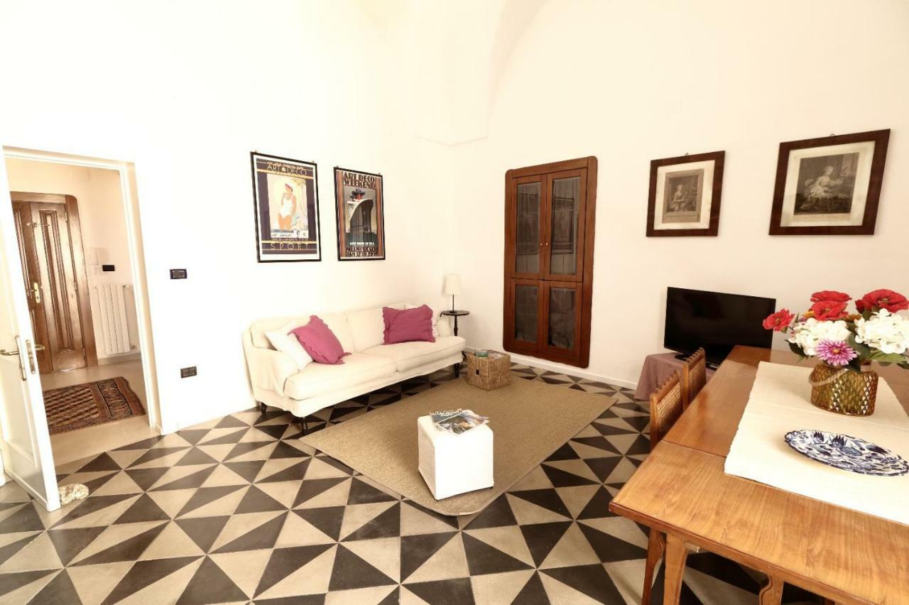 Slow Lecce - Old Town Apartment Sit Zewnętrze zdjęcie